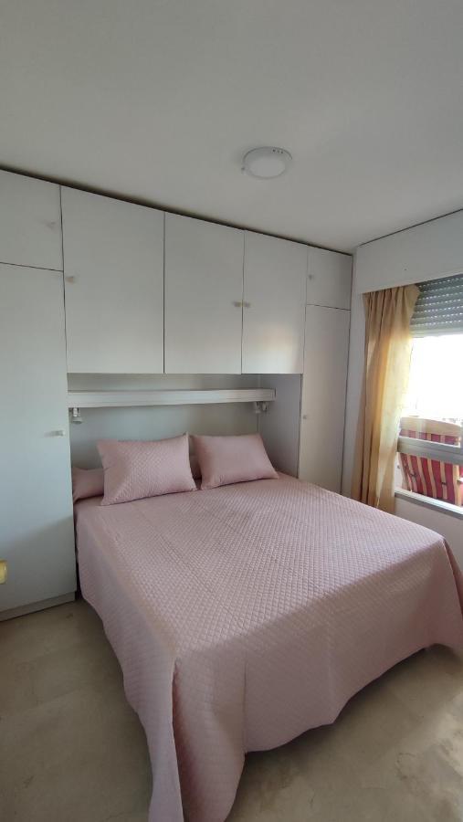 Lovely Apartment In Torremolinos Views Of The Sea, Pool, Terrace, Sofa Bed And Fully Equipped Kitchen Luaran gambar